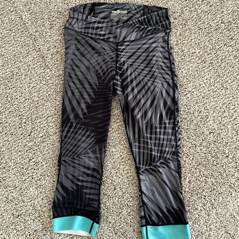 COPY - She beest capris L